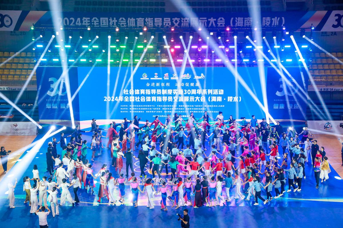 TA：菱形中场巩固了红军防守，伊萨克&埃基蒂克组合仍需磨合